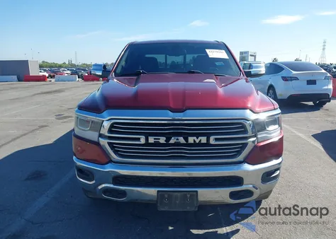 2019 Ram 1500 Laramie 4X4 6'4 Box z USA, uszkodzony, nr VIN 1C6SRFRT4KN623116